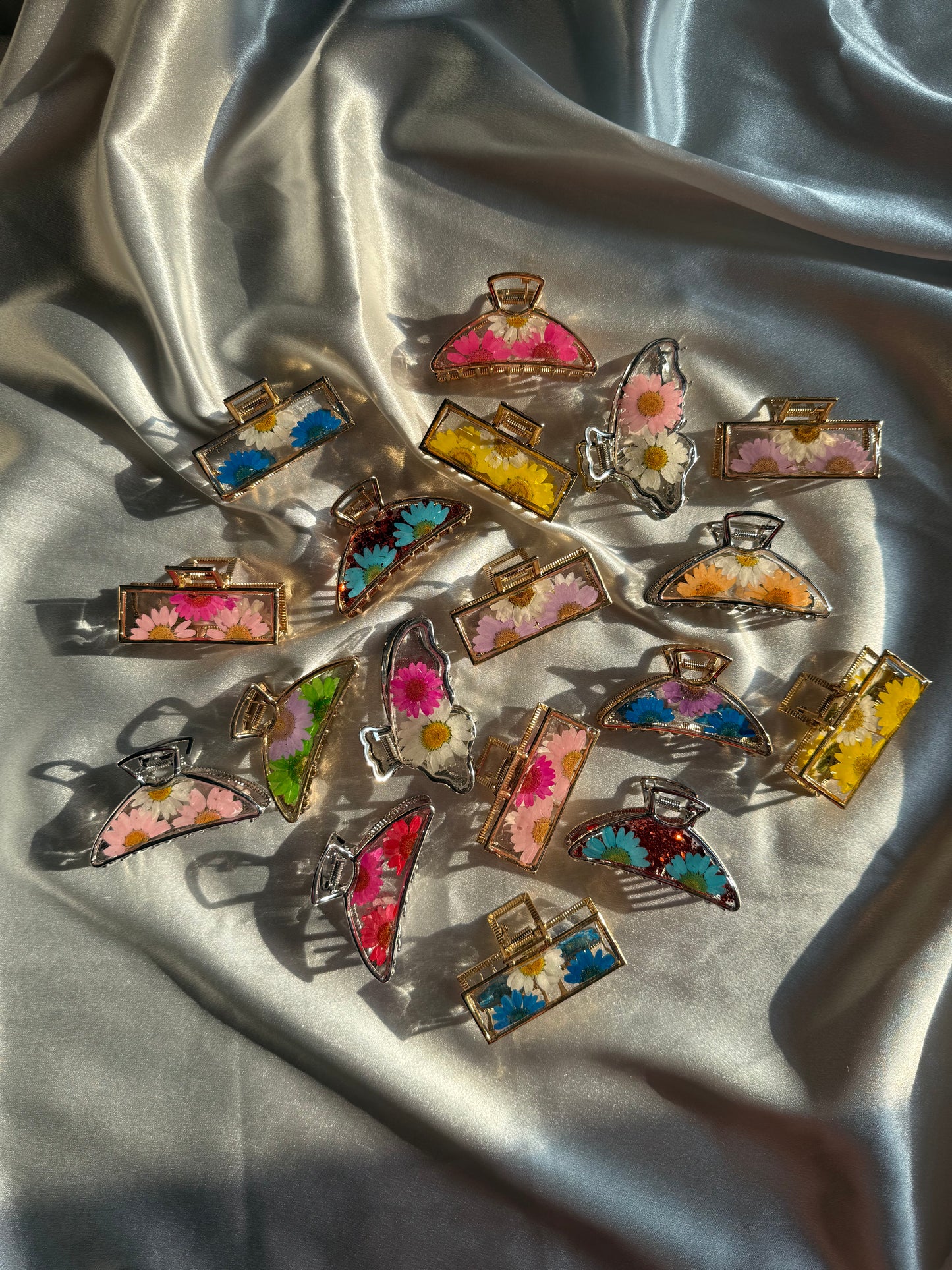 Floral Claw Clip - Crescent