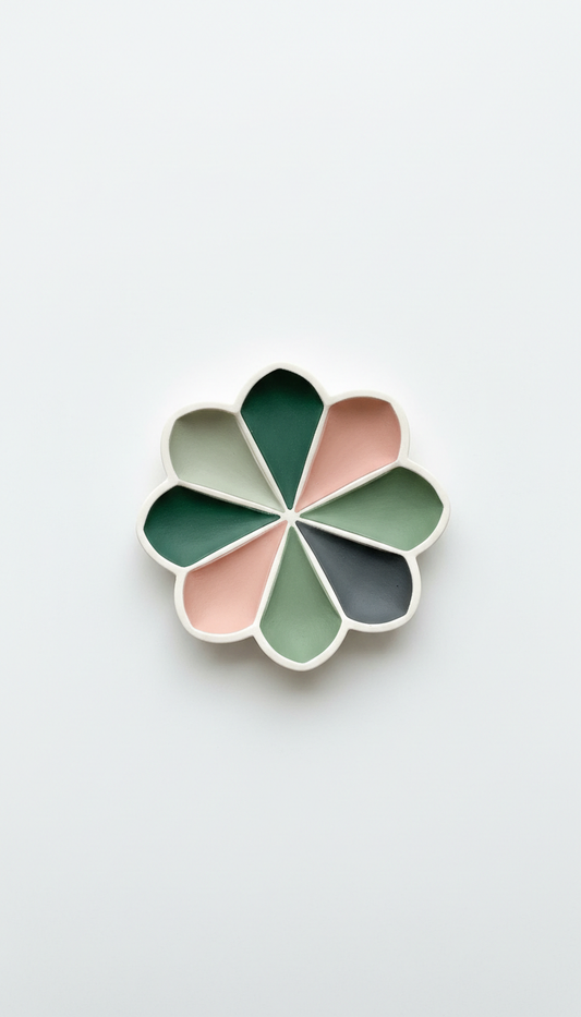 Polymer Petal Trinket Tray With Raised Edges